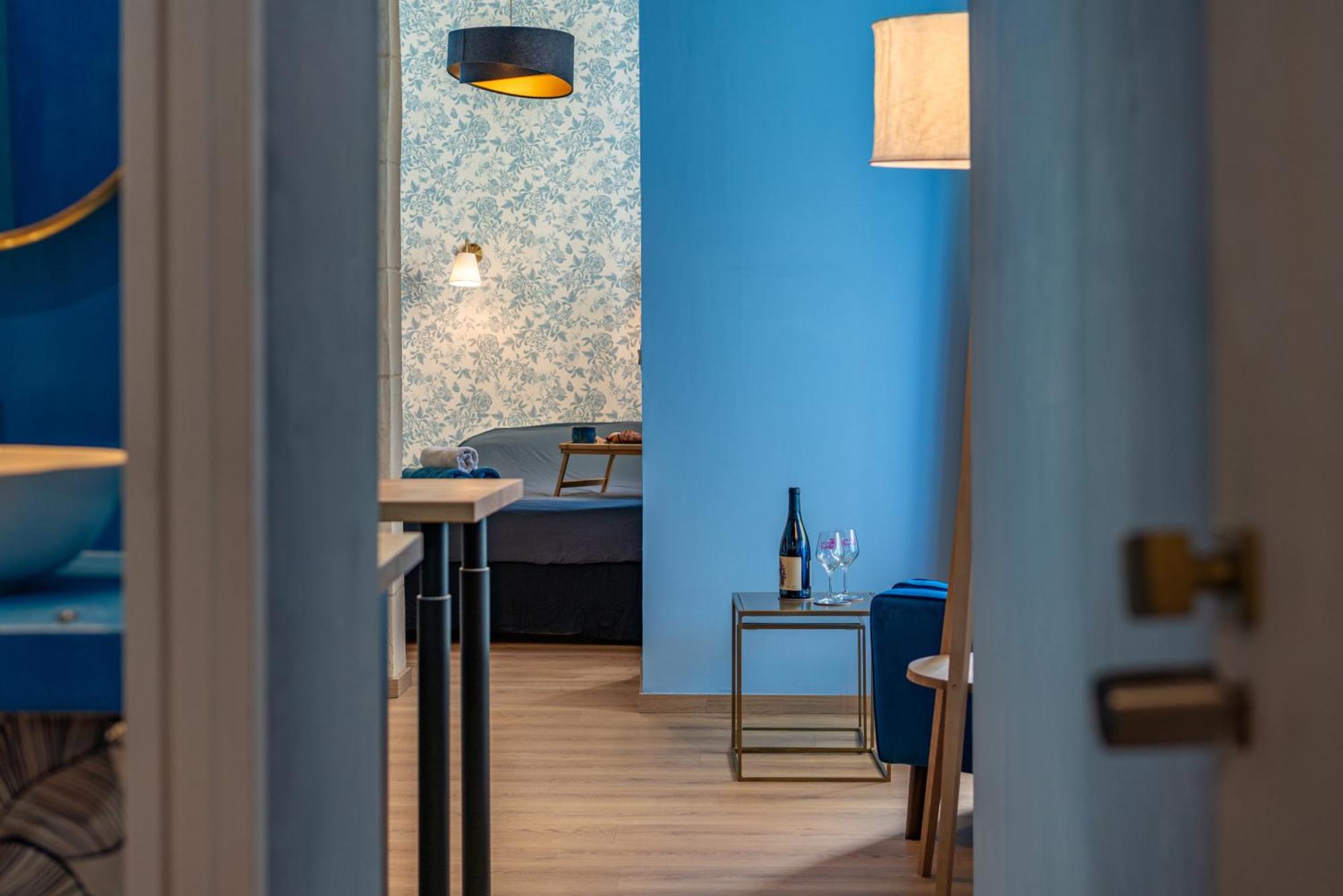 Le Bleu Jean Denim Arenes - Une Nuit A Nîmes Exteriör bild